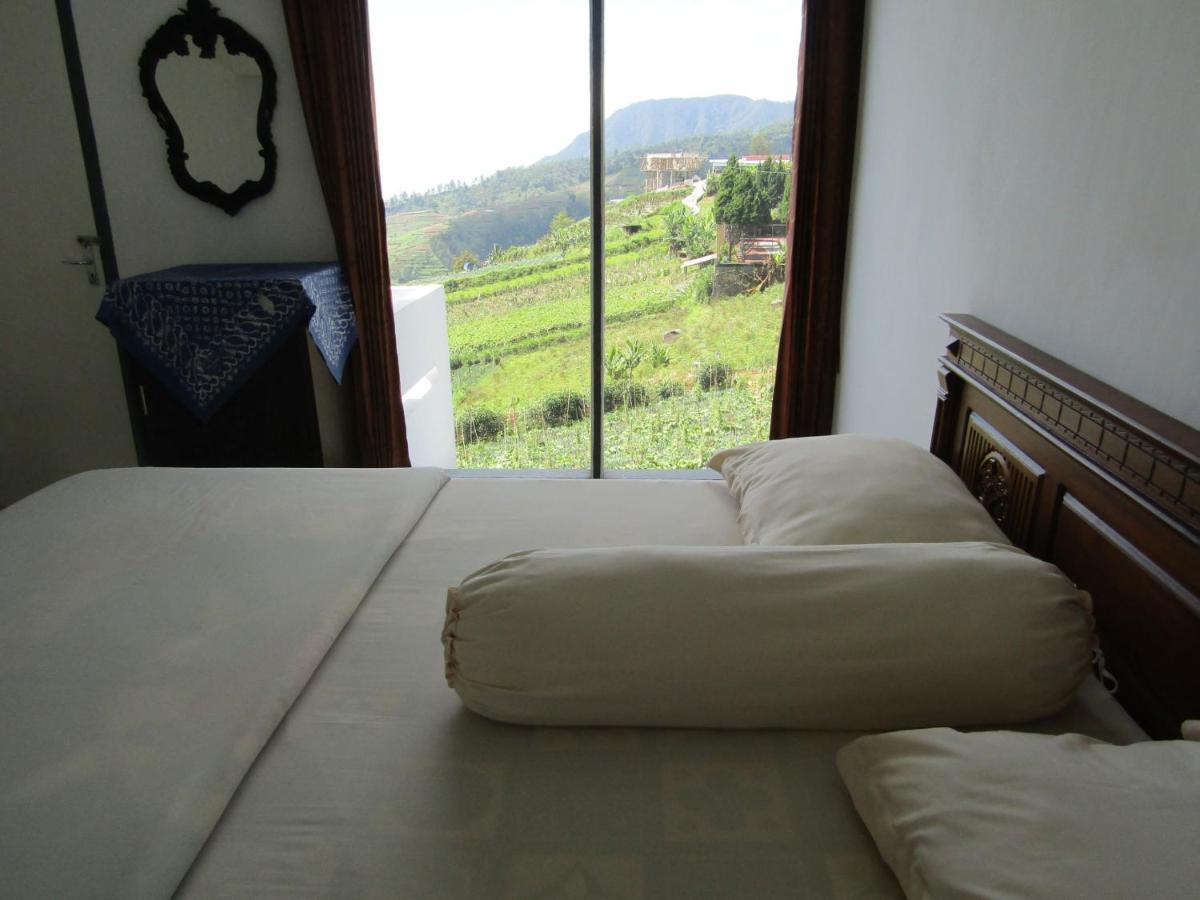 Hotel Pantes Sarangan Dış mekan fotoğraf