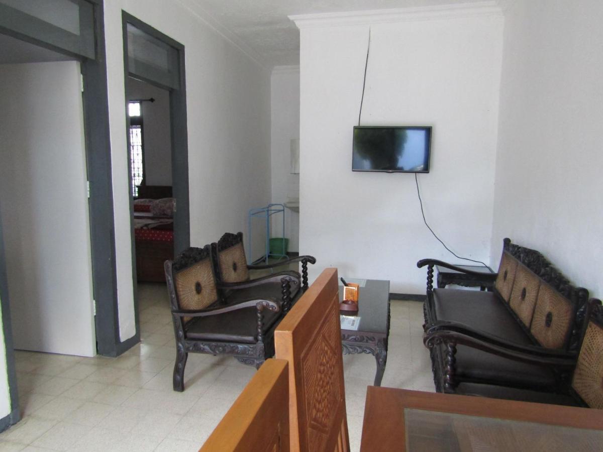 Hotel Pantes Sarangan Dış mekan fotoğraf